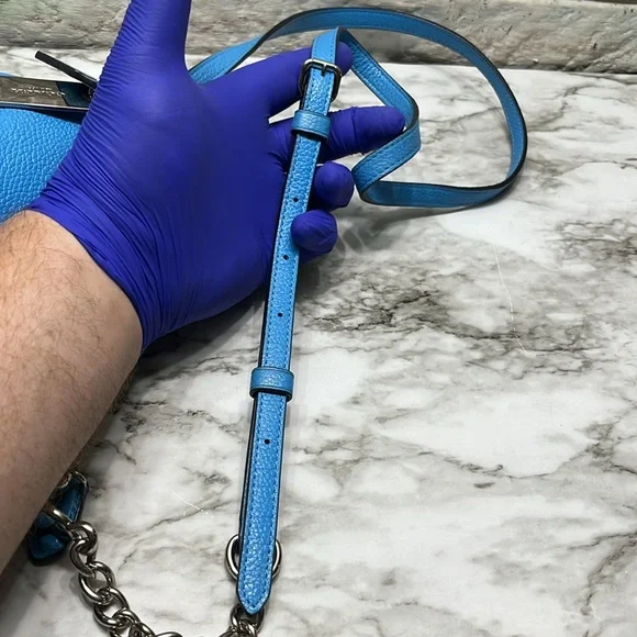 Coach 36501 Swagger Swingpack in Polished Pebble Leather Silver/Azure In EUC - Picture 14 of 16